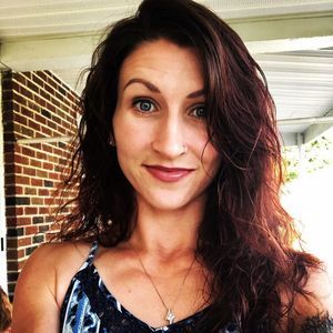 Meet your Posher, Lea